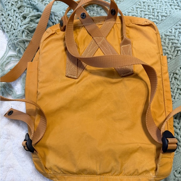 Kånken Backpack 160-Ochre - Picture 3 of 3